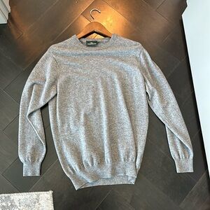 Grey Rodd & Gunn Sweater (Large)